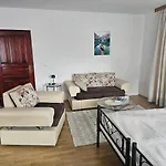Apartament Ac House *