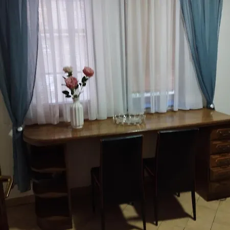Elsas Apartment